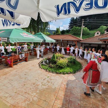 Yagodina Family Hotel المظهر الخارجي الصورة