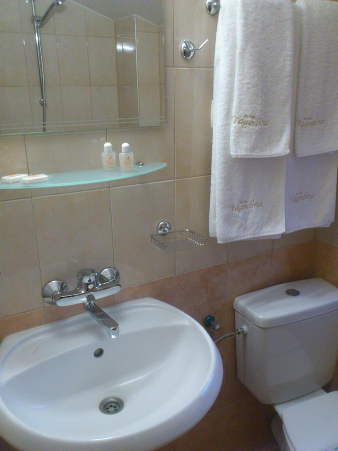 Yagodina Family Hotel الغرفة الصورة